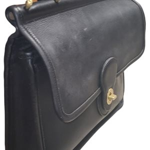 Make an offer Vintage coach willis